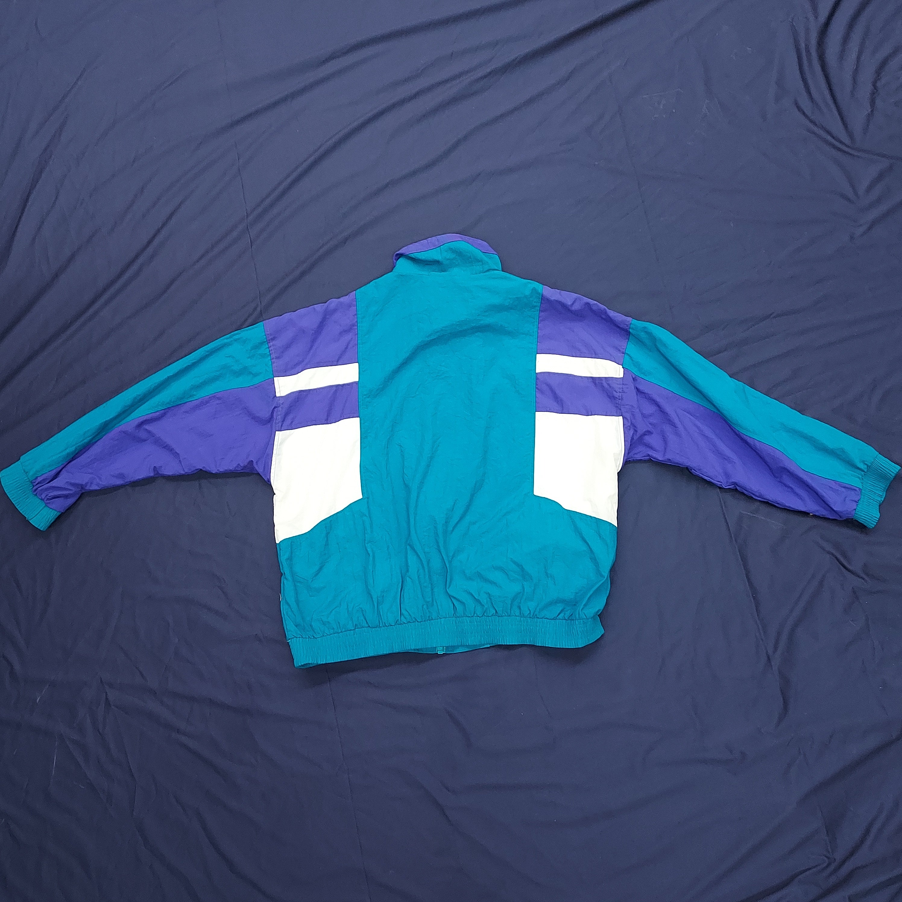 Early 90s Vizor Windbreaker (Size XL)